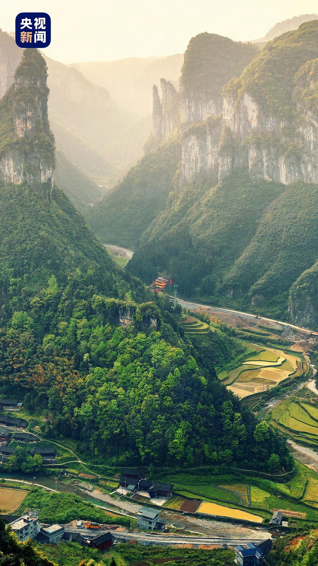 △矮寨峡谷晨曦