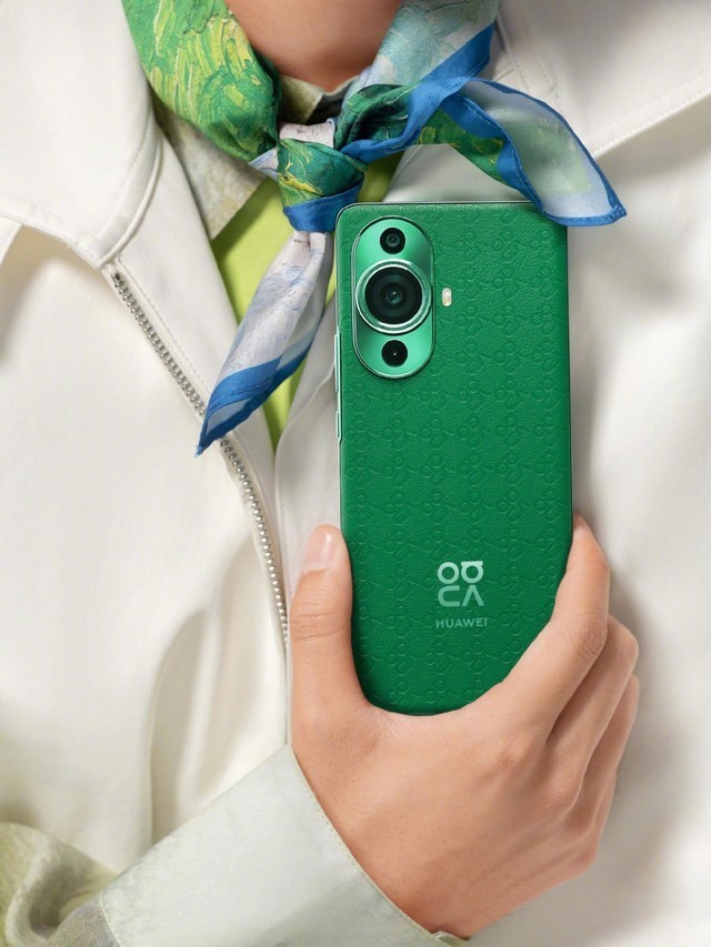 高颜值的千玺夏日陪伴首选机!华为nova11Pro定制礼盒正式开售