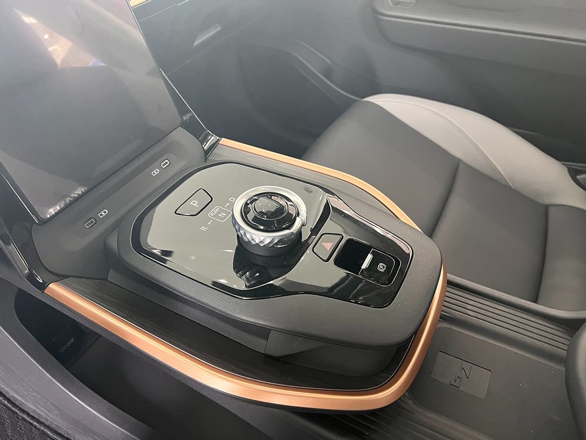 当燃油车霸主准备好好造一台电动车——丰田bZ3到店实拍