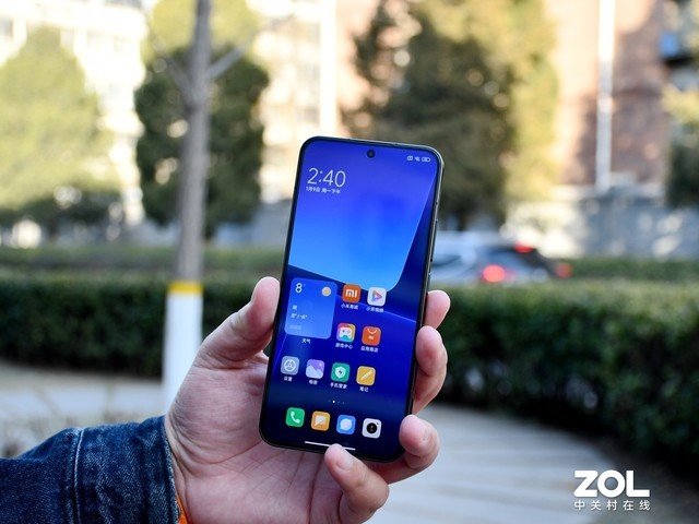 4K元性价比旗舰该买谁?iQOO 11全面对比小米13