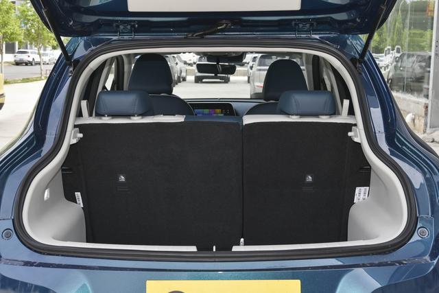 欧拉好猫行李箱空间(后排未放倒)