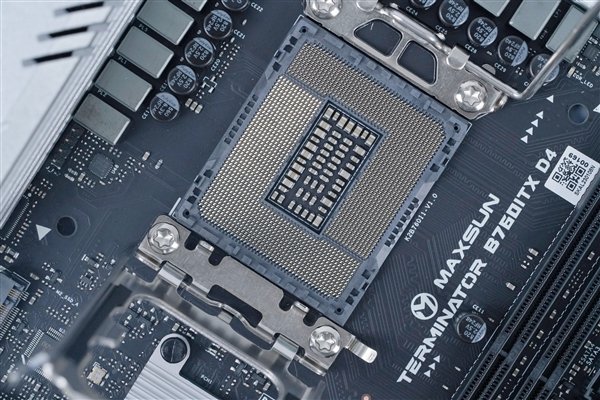 小主机选它没错!铭瑄终结者B760ITX D4 WIFI主板图赏