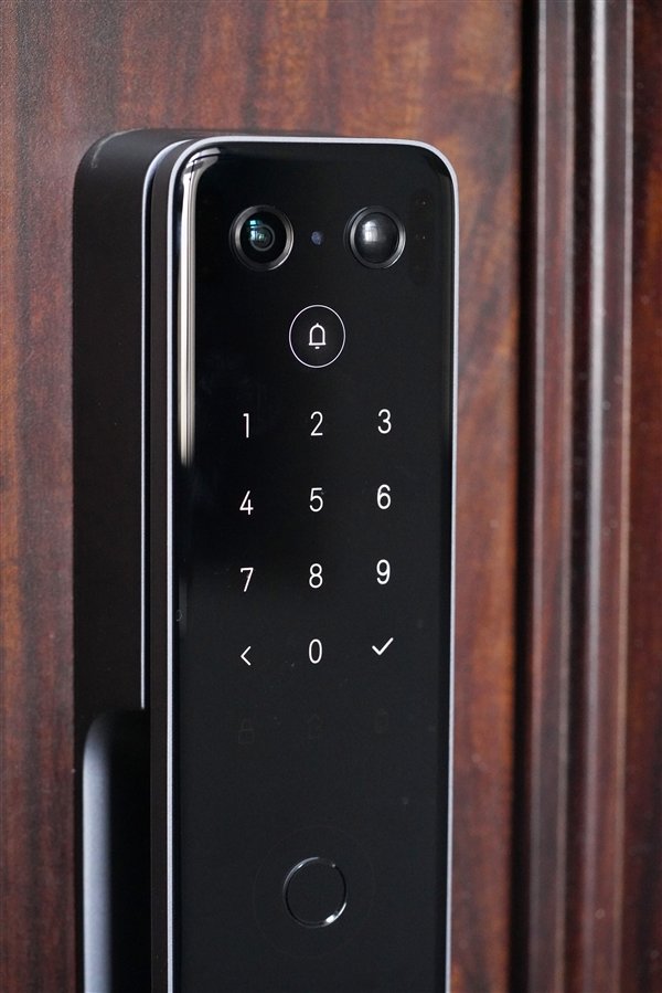 可视屏+猫眼配齐!小米智能门锁M20大屏猫眼版图赏