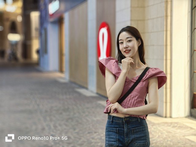 大底潜望长焦重新定义人像,OPPO Reno10 Pro+影像评测