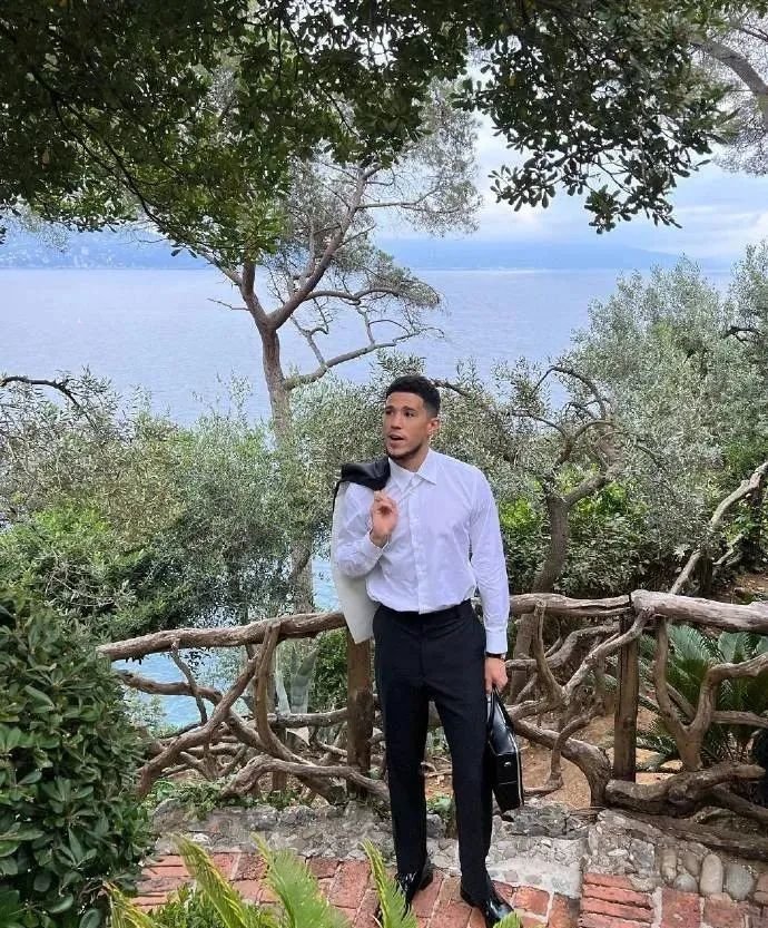 深入探讨布克在太阳队核心作用及对MVP榜单影响力的关键数据支撑