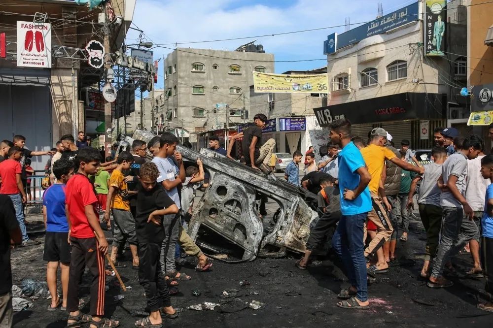 加沙一辆被爆的汽车（纽约时报）