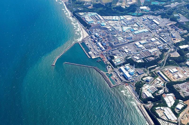 8月24日，日本福岛，福岛第一核电站核污染水被排放到海洋中。图源：视觉中国
