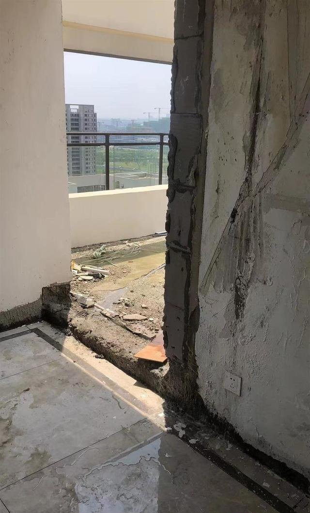 被拆除的承重墙