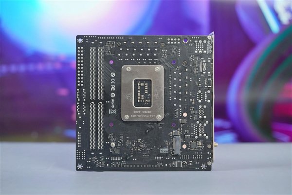 小主机选它没错!铭瑄终结者B760ITX D4 WIFI主板图赏