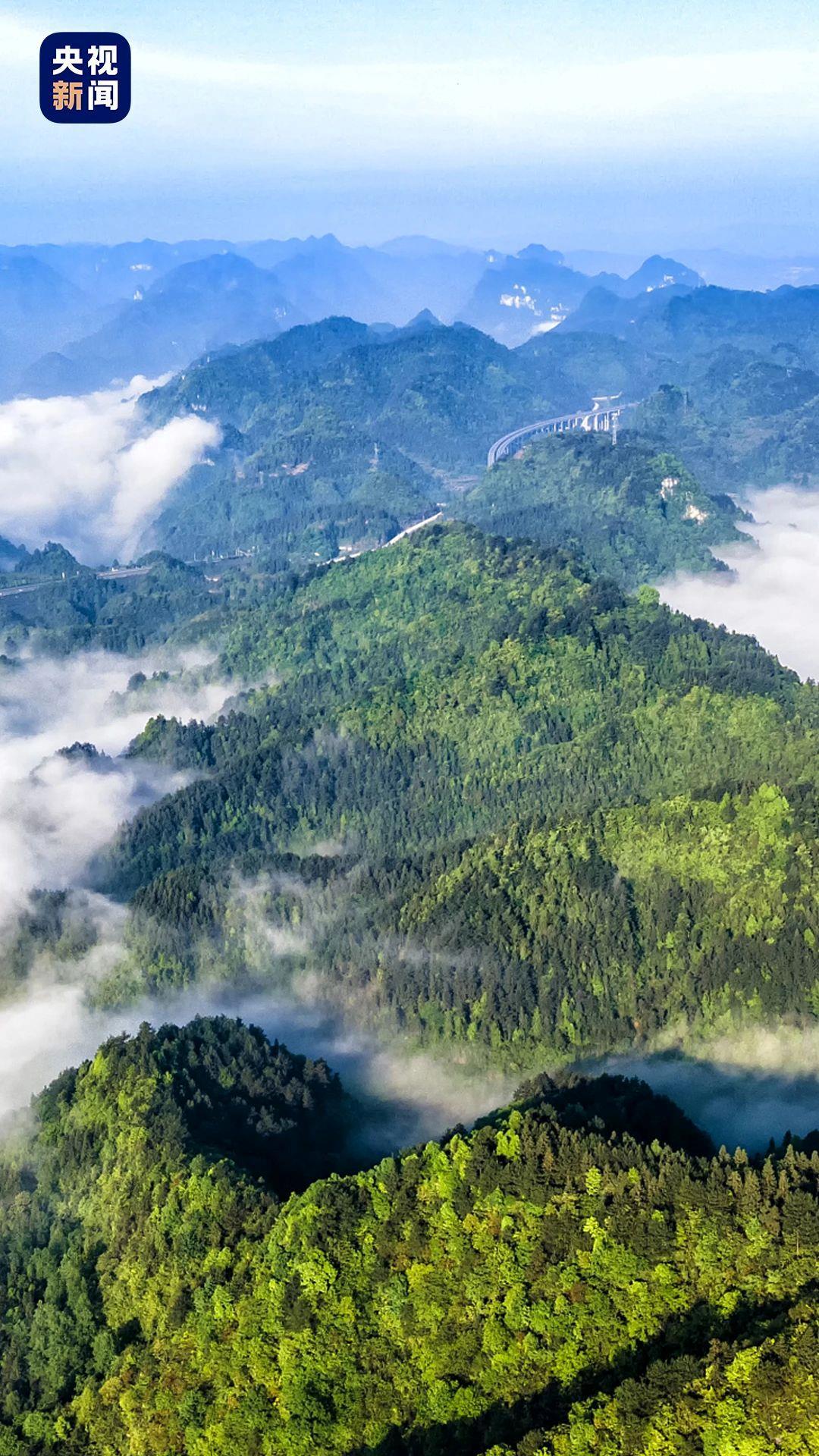 山、水、古城、民族风情…… 看秘境湘西中的诗和远方