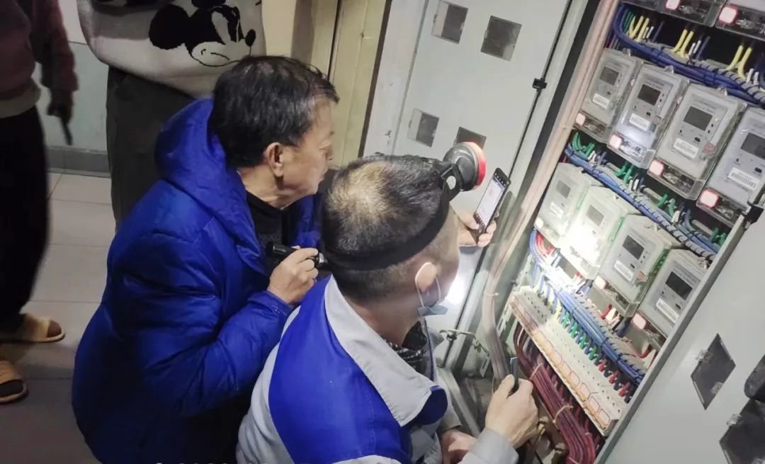 优品道物业:优品尚东一二期“一户一表”改造扎实推进