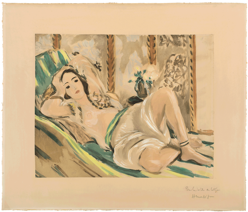 亨利&middot;马蒂斯，《侧卧的宫娥》，1923，硬纸板裱贴纸上彩色平版印刷，54 &times; 63 cm 。法国北方省省立马蒂斯美术馆，勒卡托-康布雷齐，Inv. 1951-4。图片由法国北方省省立马蒂斯美术馆，菲利普&middot;伯纳德提供。