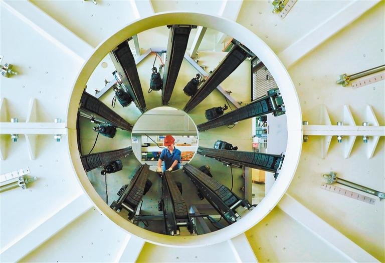 ▼6月16日,江苏贝尔机械有限公司生产车间.