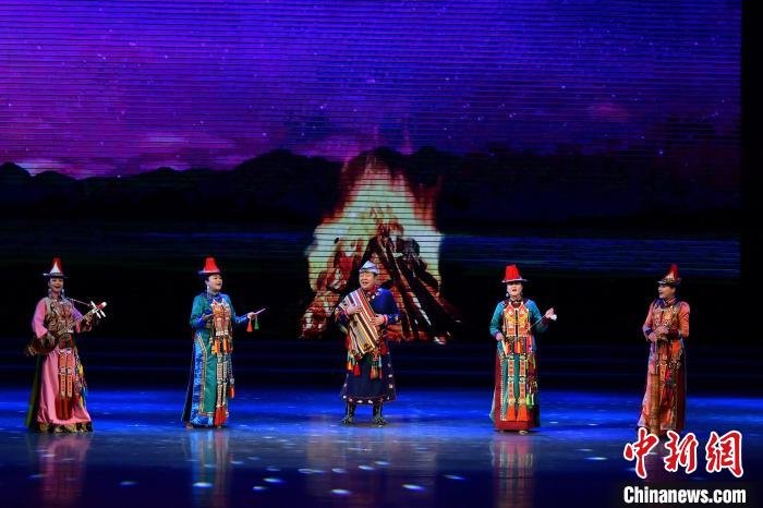 甘肃民族“音乐荟”黄河畔传唱“原生态”经典