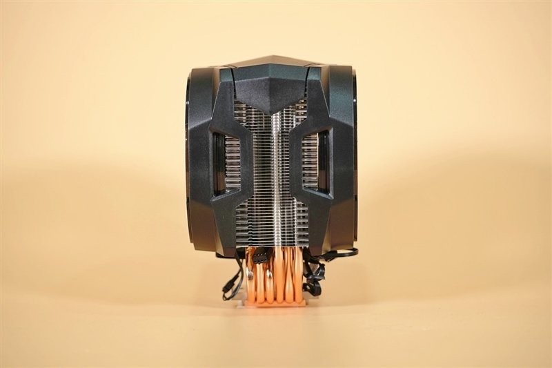 20年来最优秀游戏处理器!AMD锐龙7 7800X3D首发评测:大幅超越i9-13900KS