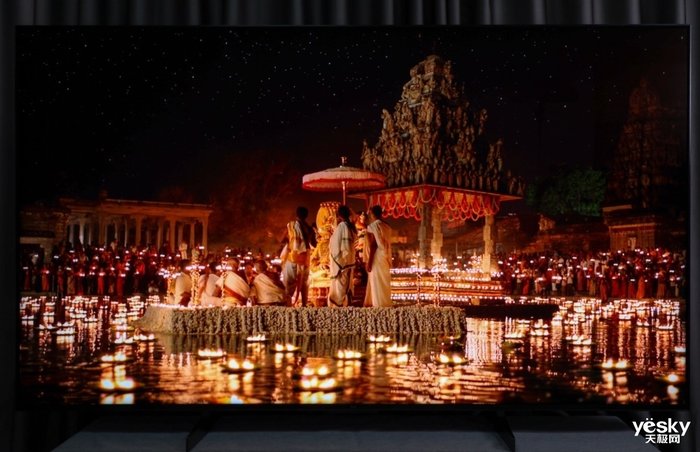 旗舰Mini LED电视守门员 85英寸TCL Q10H评测