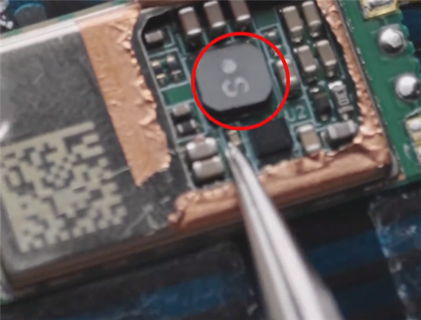 299元超值!华为Mate 60 Pro微泵液冷手机壳首拆:居然暗藏芯片