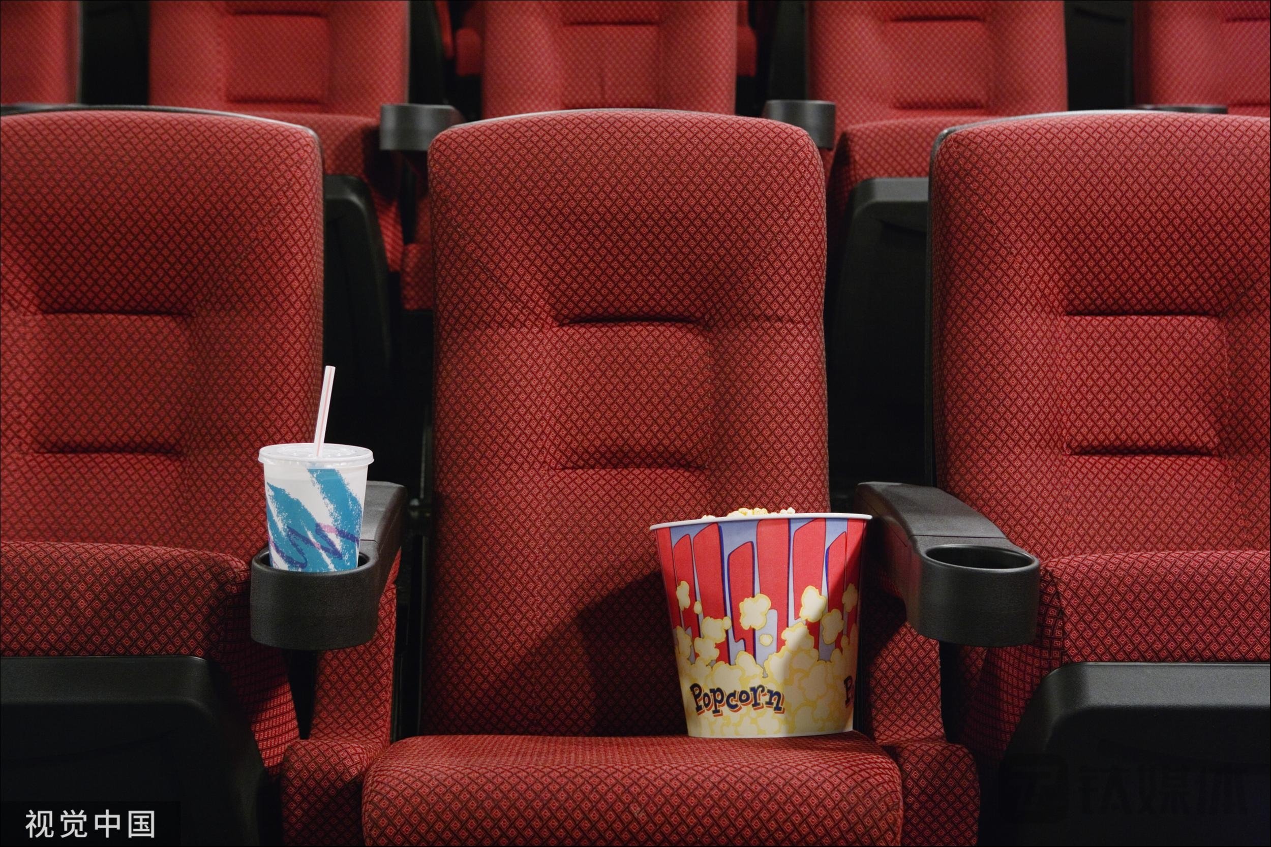 五一”档15.19亿元票房位列影史第三，阿里影业等多家公司股票走势喜人