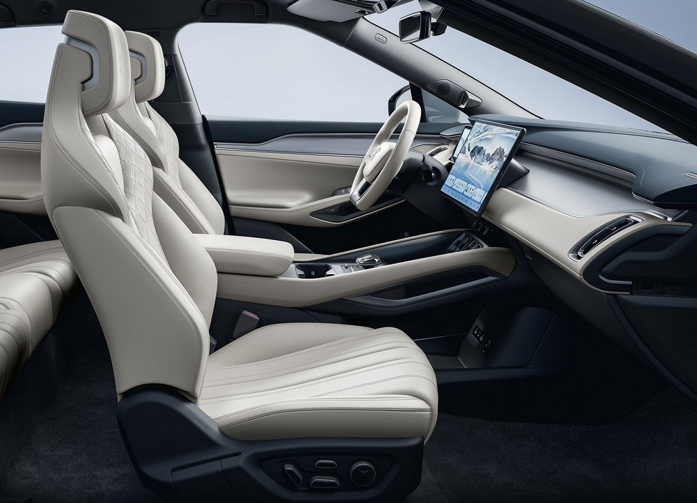 比亚迪宋L上市 比预售价便宜3万 好像也没啥惊喜