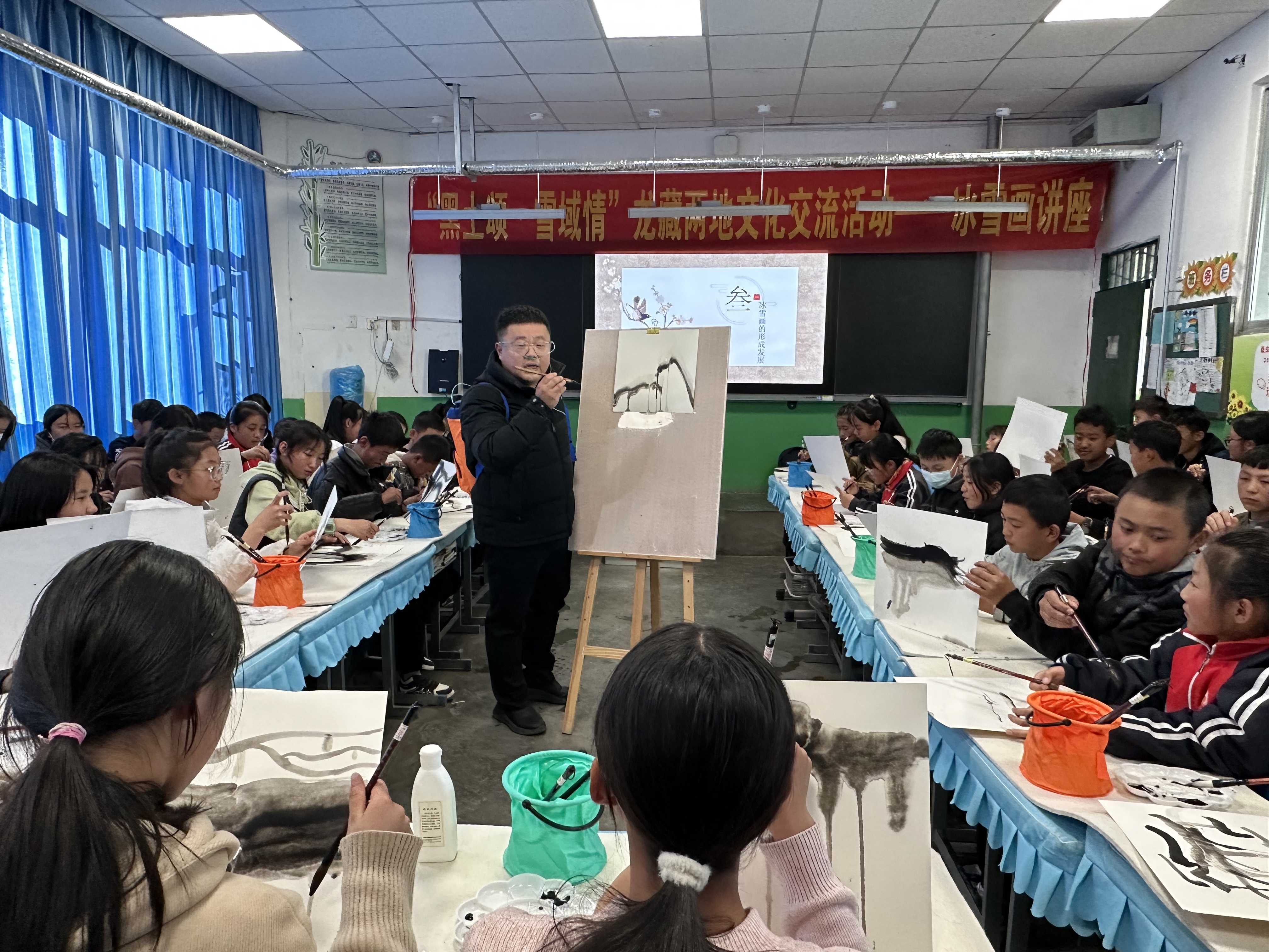 吴磊在授课现场