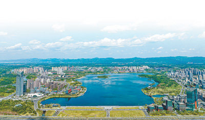 四川天府新区兴隆湖景观。
