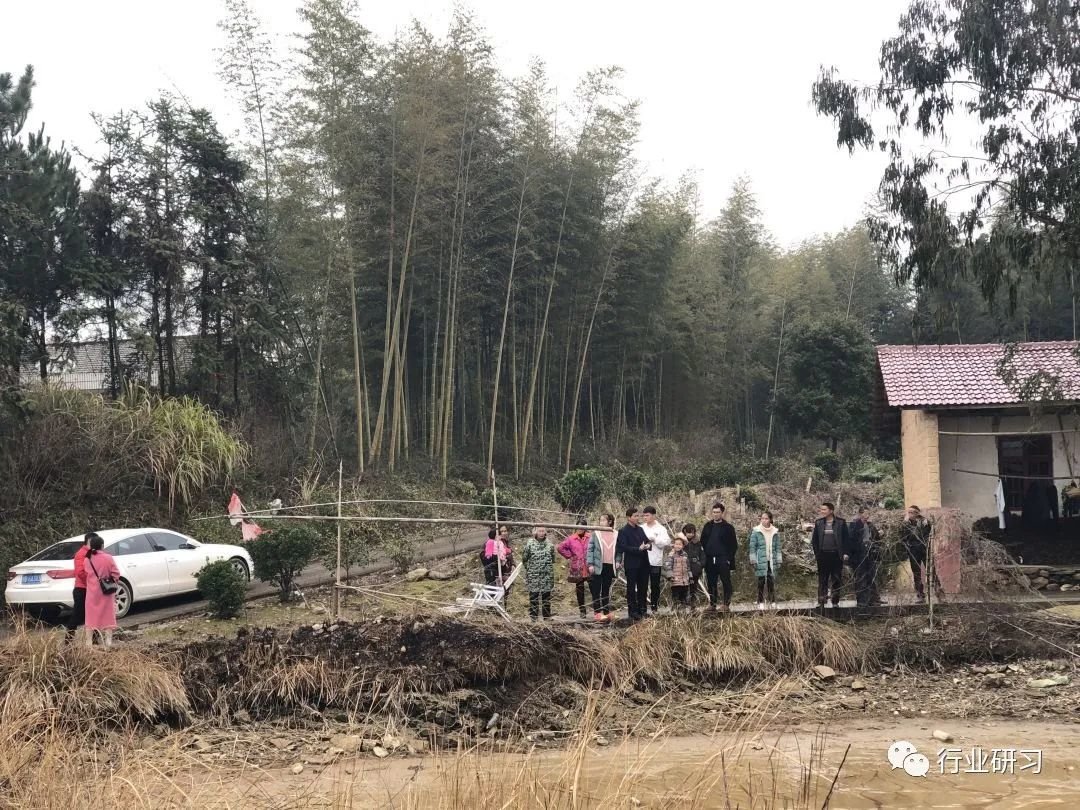 奶奶的亲人,图片拍摄:李婷