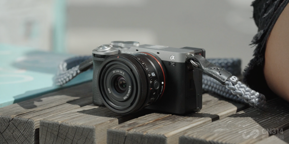 充满矛盾的综合体 索尼A7C2值得入手吗?