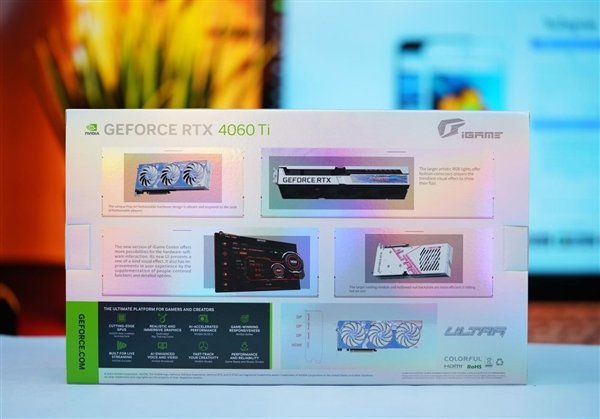 高颜值波普风!七彩虹RTX 4060 Ti Ultra W OC显卡图赏