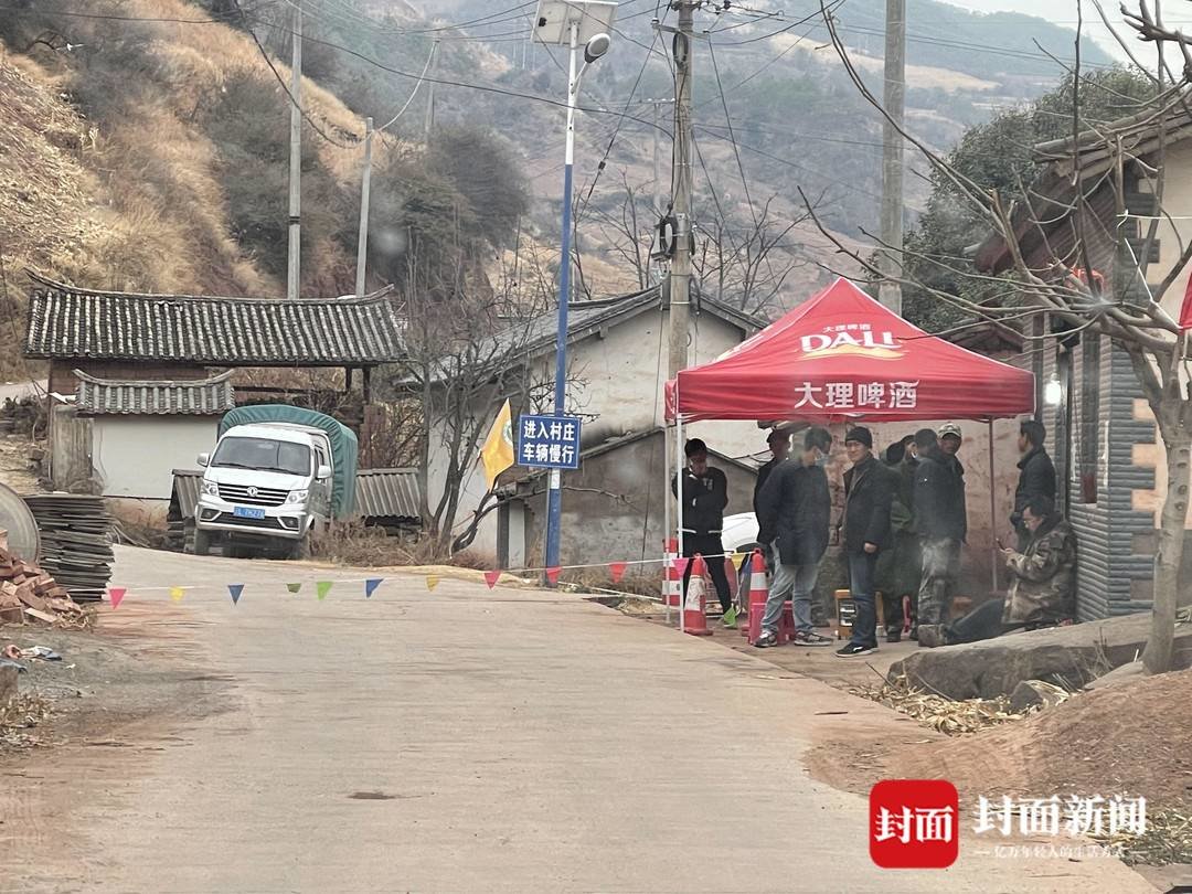 云龙县大达村的临时管控点