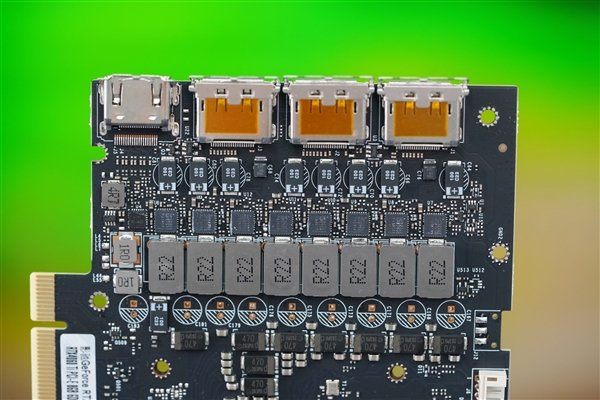 纯白千层镜!影驰RTX 4060 Ti 8GB星曜OC图赏