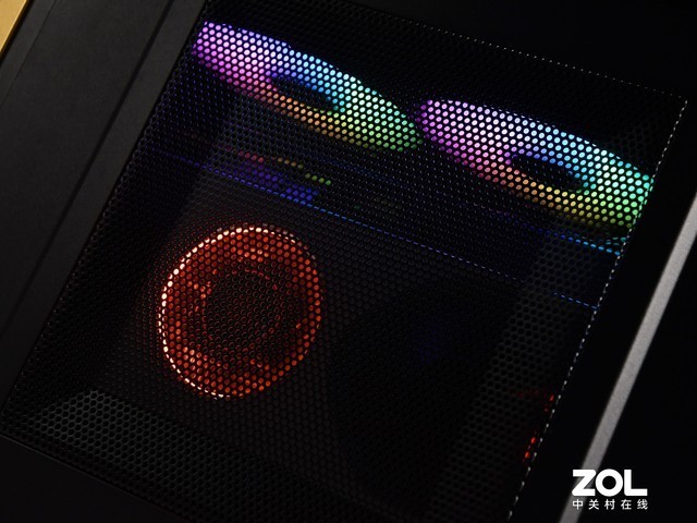 搭载MTT S80国产GPU 强化游戏+AI应用 深度体验摩尔线程智娱摩方