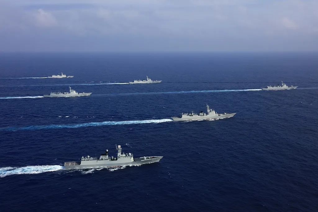 2018年，中国海军舰艇编队在南海 资料图 图源：视觉中国