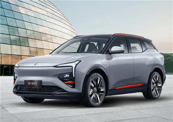 恒大汽车还活着!恒驰5开启第四次OTA升级 网友:威马情何以堪