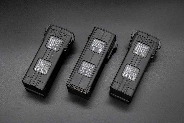 【有料评测】大疆Mavic 3 Pro评测:三摄系统4/3画幅哈苏相机旗舰无人机