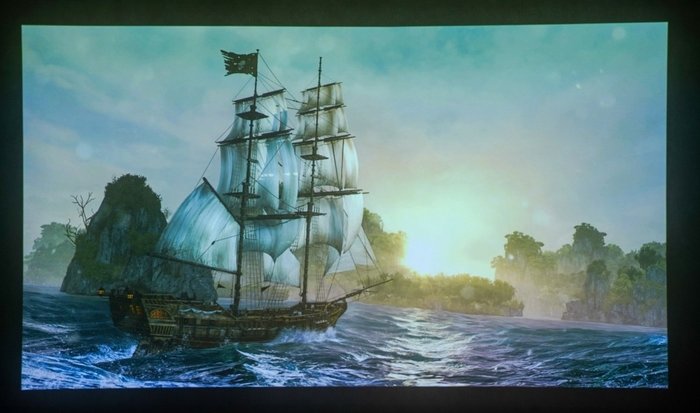 薄至一本书 小体积也能实现高亮度 当贝轻薄激光投影D5X Pro评测