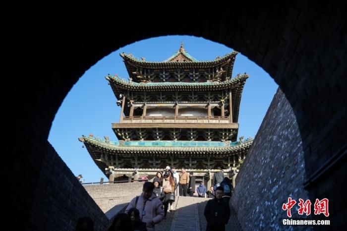 “江山如画”网上主题宣传活动(山西)采访团走进山西省晋中市平遥古城,感受古城魅力。 <a target='_blank' href='/'>中新社</a>记者 武俊杰 摄