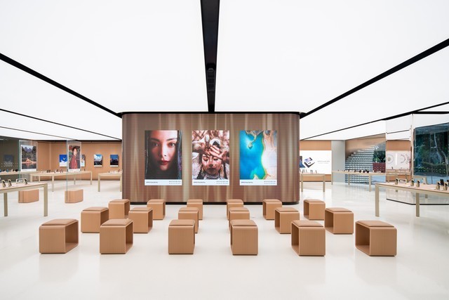 OPPO全国最大的全新形象旗舰店落地广州,正式开业