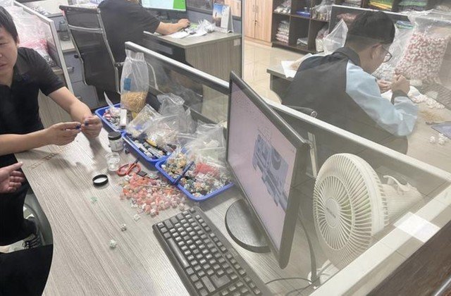 走进环诺工厂 见证一颗机械键盘轴体的诞生之旅