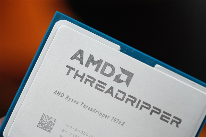 收烧仄台足量是AMD的寰宇！32中枢线程撕裂者者7970X评测：原体创做性价比之选