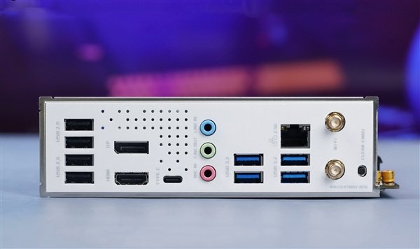 小主机选它没错!铭瑄终结者B760ITX D4 WIFI主板图赏