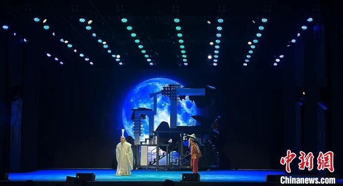 音乐剧《九歌》首演。 张雪盈 摄