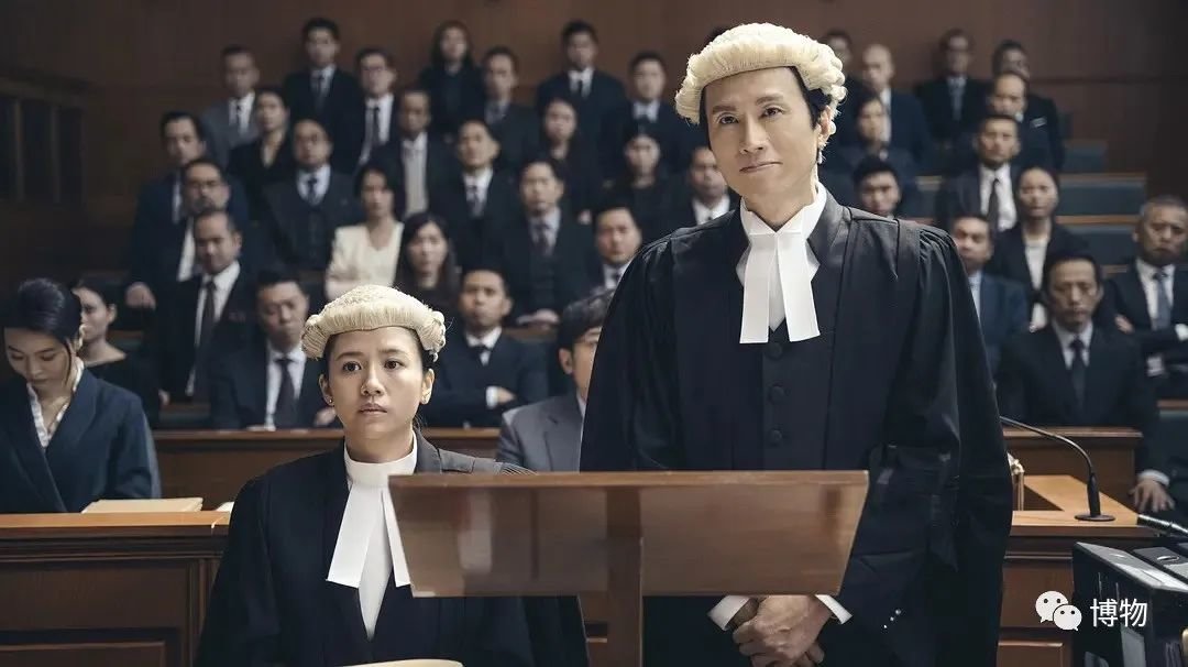 电影很好看，关于香港律师头戴假发的争议也很多