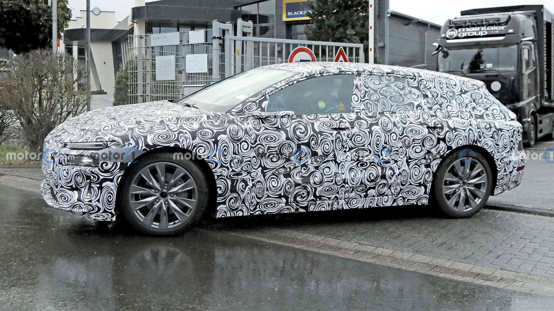 可能是最美纯电旅行车 奥迪A6 e-tron旅行版谍照