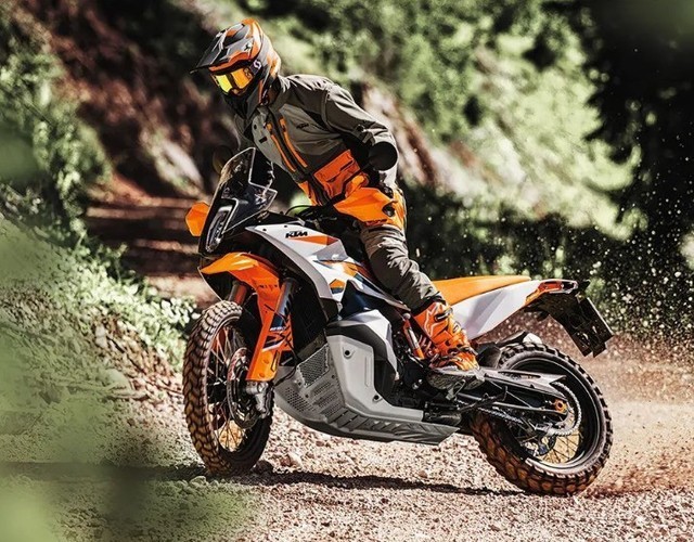 14.98万元!KTM 890 ADVENTURE R越野摩托车在国内上市