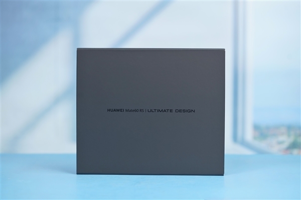 华为最顶级直板旗舰手机!华为Mate 60 RS非凡大师图赏
