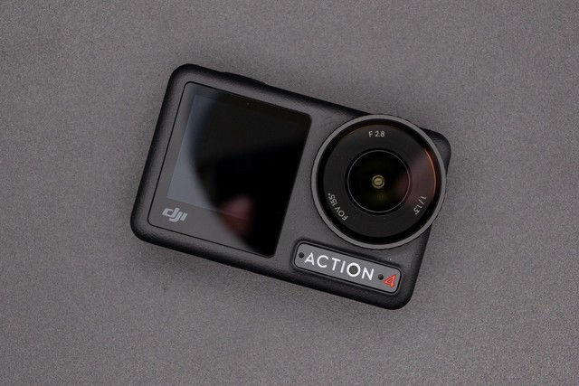大疆Osmo Action 4运动相机评测:1/1.3英寸+18米裸机防水+耐低温长续航电池