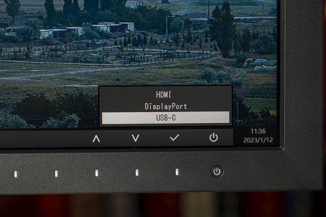 【有料评测】EIZO CG2700X评测:34800元的27英寸专业色彩管理4K显示器