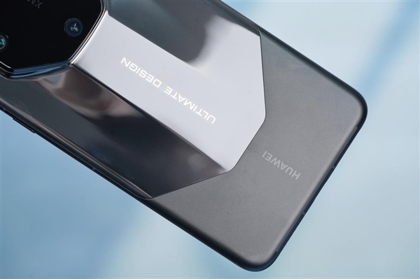 华为最顶级直板旗舰手机!华为Mate 60 RS非凡大师图赏