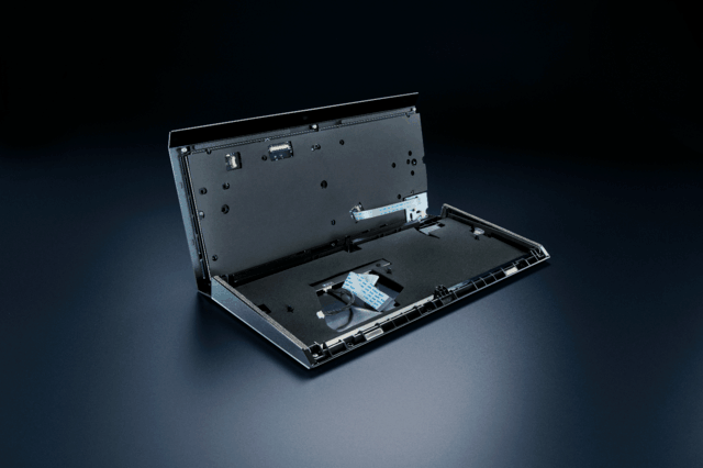 RAZER首款客制化游戏机械键盘 黑寡妇蜘蛛 V4 75% 热插拔版发布