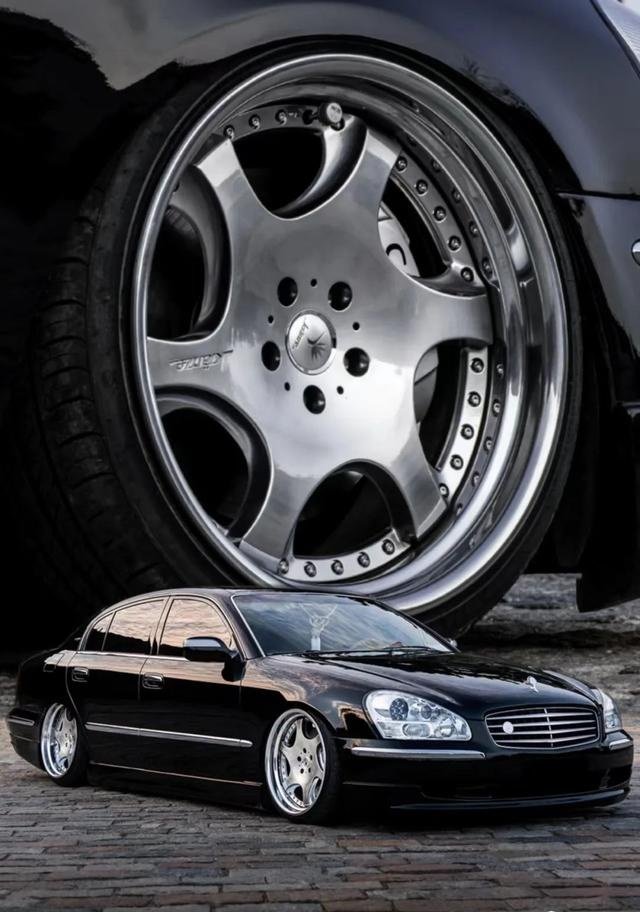 vip范十足的英菲尼迪m35改装清单短不代表车改得不帅